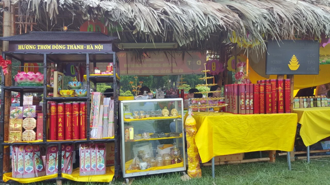 Công ty Hương Đông Thành tham gia triển lãm tại Lễ Phật đản 2015 — Thành cổ Hà Nội